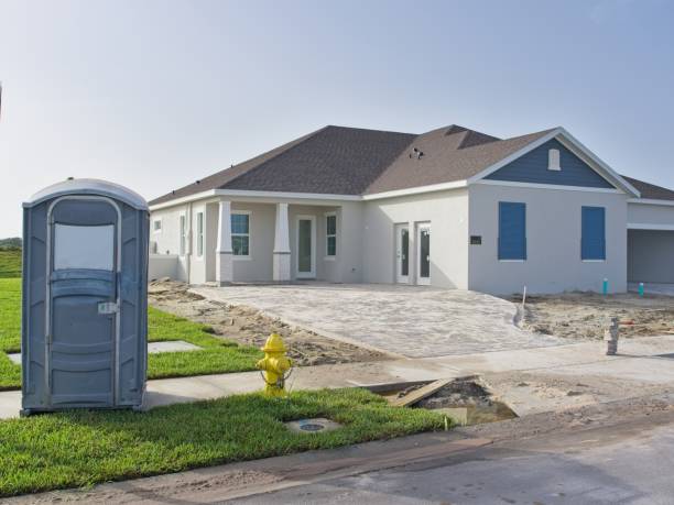 Best Portable restroom trailer rental  in Rockford, MI